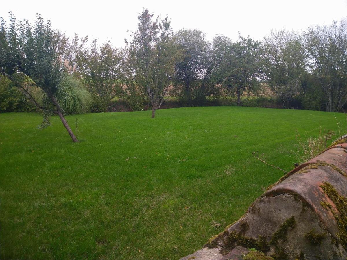 Gite De La Basse Roche Souge  Kültér fotó