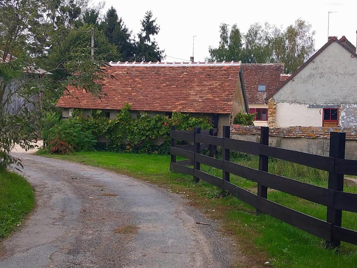 Gite De La Basse Roche Souge  Kültér fotó